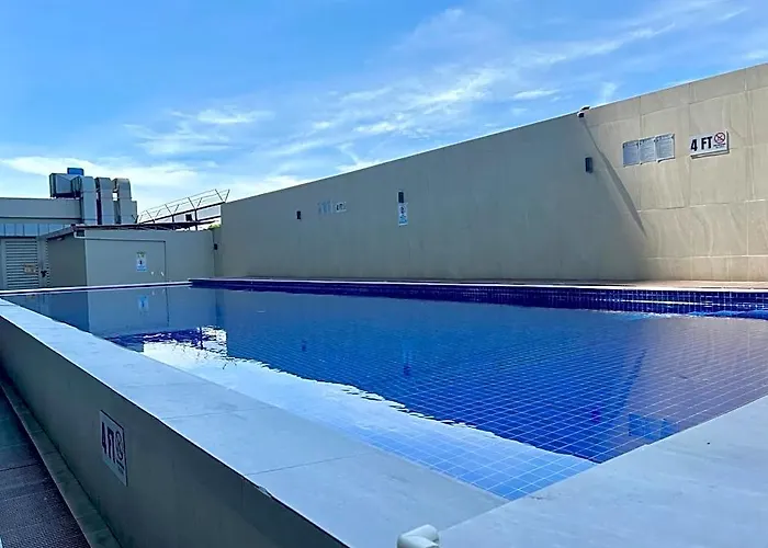 Sapphire Seaview Park * Manila